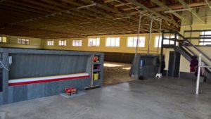 Hier ein Blick in die Reithalle